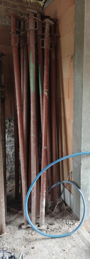 Stansoenen, stutten, schoren, Ophalen