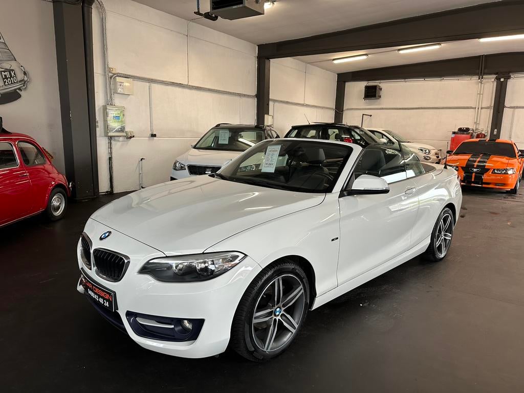 Bmw 218i / 2015 / eu6 / 85.000km / carnet complet…, Autos, BMW, Euro 6, Entreprise, Cabriolet, Boîte manuelle