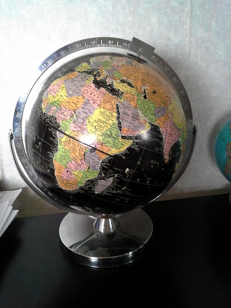 Vintage Black Globe / 1960's / Chrome, Huis en Inrichting, Woonaccessoires | Wereldbollen, Ophalen, Gebruikt