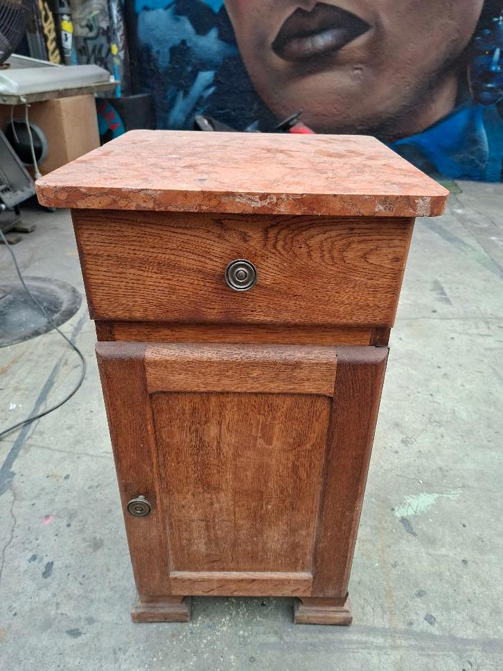 Table de chevet bois et marbre, Antiek en Kunst, Antiek | Meubels | Tafels, Ophalen
