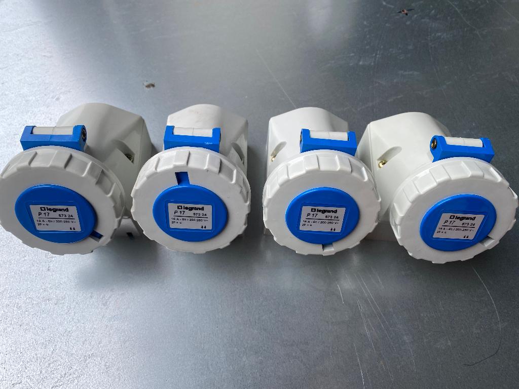 Elektriciteit onderdelen, Doe-het-zelf en Bouw, Elektriciteit en Kabels, Ophalen