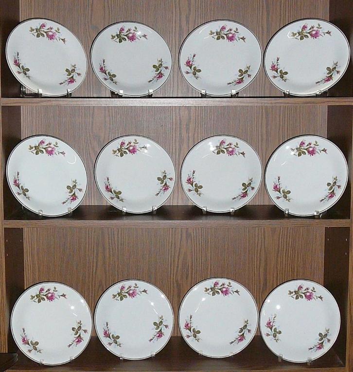 Eetservies CMIELOW (doos 6 en 7), Antiek en Kunst, Antiek | Servies compleet, Ophalen