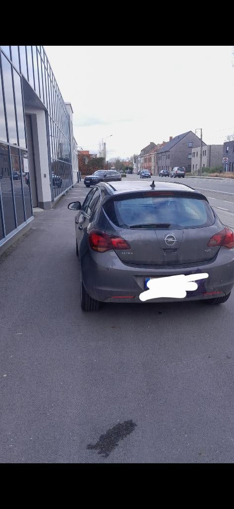 Opel Astra, Euro 5, Zwart, Leder en Stof, 5 deurs