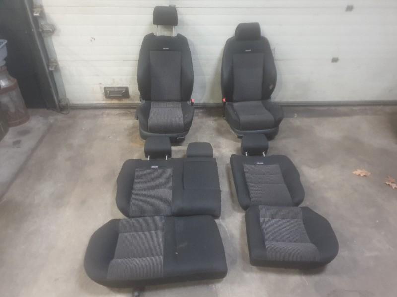 INTERIEUR COMPLET 5 deurs Volkswagen Golf IV (1J1), Autos : Pièces & Accessoires, Utilisé, Volkswagen