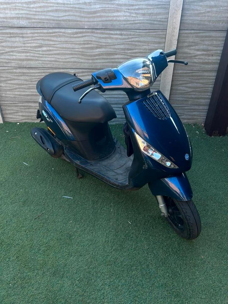 Piaggio zip - uitstekende staat, Fietsen en Brommers, Scooters | Piaggio, Ophalen