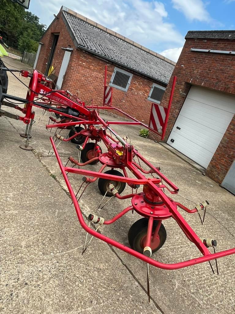 Hooimachine/schudder, Ophalen