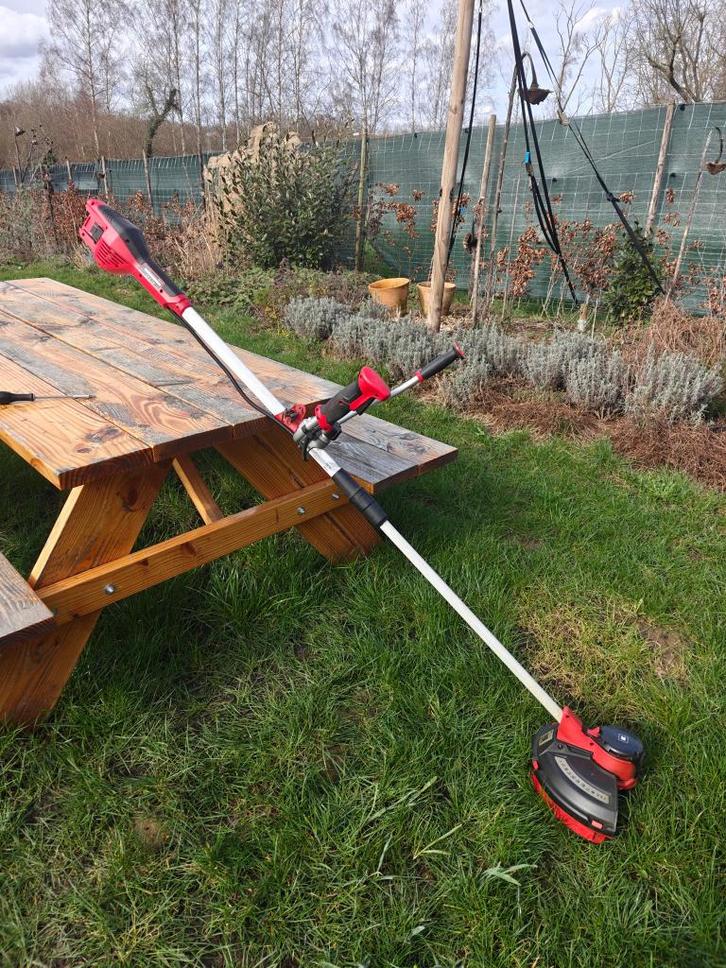 Débroussailleuse Einhell AGILLO 36/255 BL Solo 36V, Jardin & Terrasse, Débroussailleuses, Utilisé, Batterie, 10 à 30 cm, Enlèvement