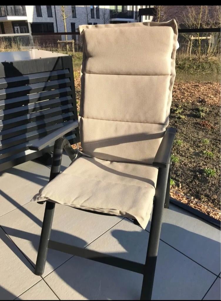 Tuinkussens, Ophalen, Zo goed als nieuw