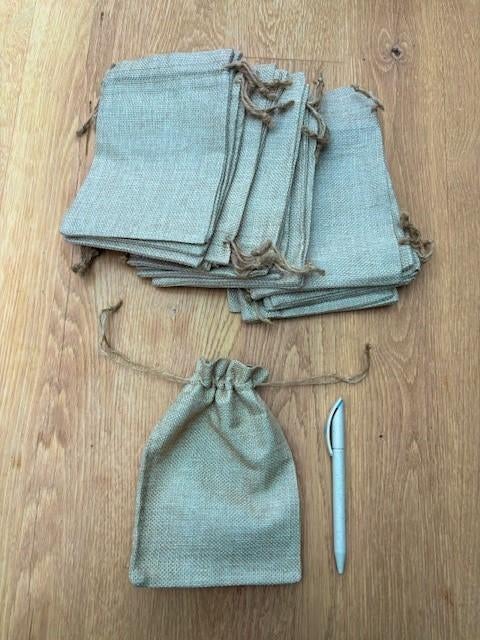 Jute kadozakjes (€0,6/stuk) – Nieuw!, Diversen, Cadeauverpakkingen, Nieuw, Cadeautasje, Ophalen of Verzenden