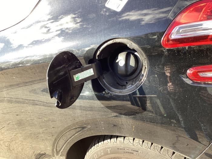 Clapet réservoir d'un Peugeot 208 (KTV), -, 3 mois de garantie, Utilisé, -