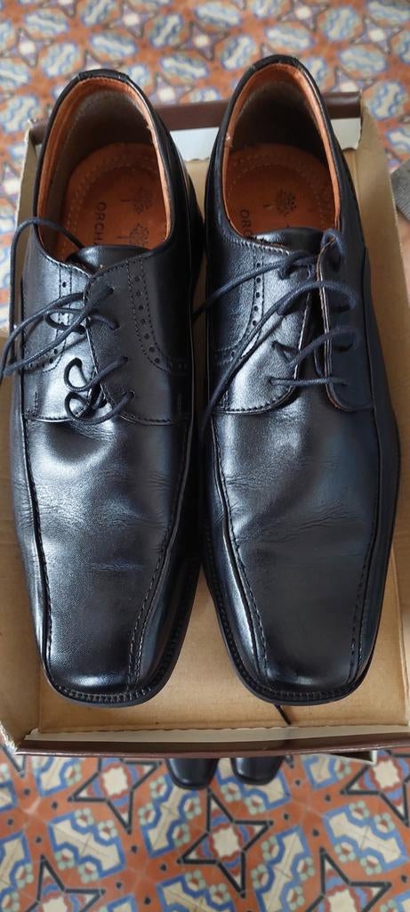 Klassieke herenschoenen, Ophalen