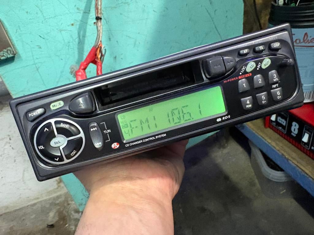 Autoradio, Enlèvement, Utilisé