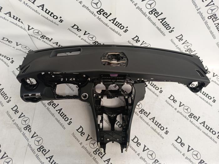 Dashboard van een Mercedes C-Klasse, Auto-onderdelen, Dashboard en Schakelaars, Mercedes-Benz, Gebruikt, 3 maanden garantie, Ophalen of Verzenden