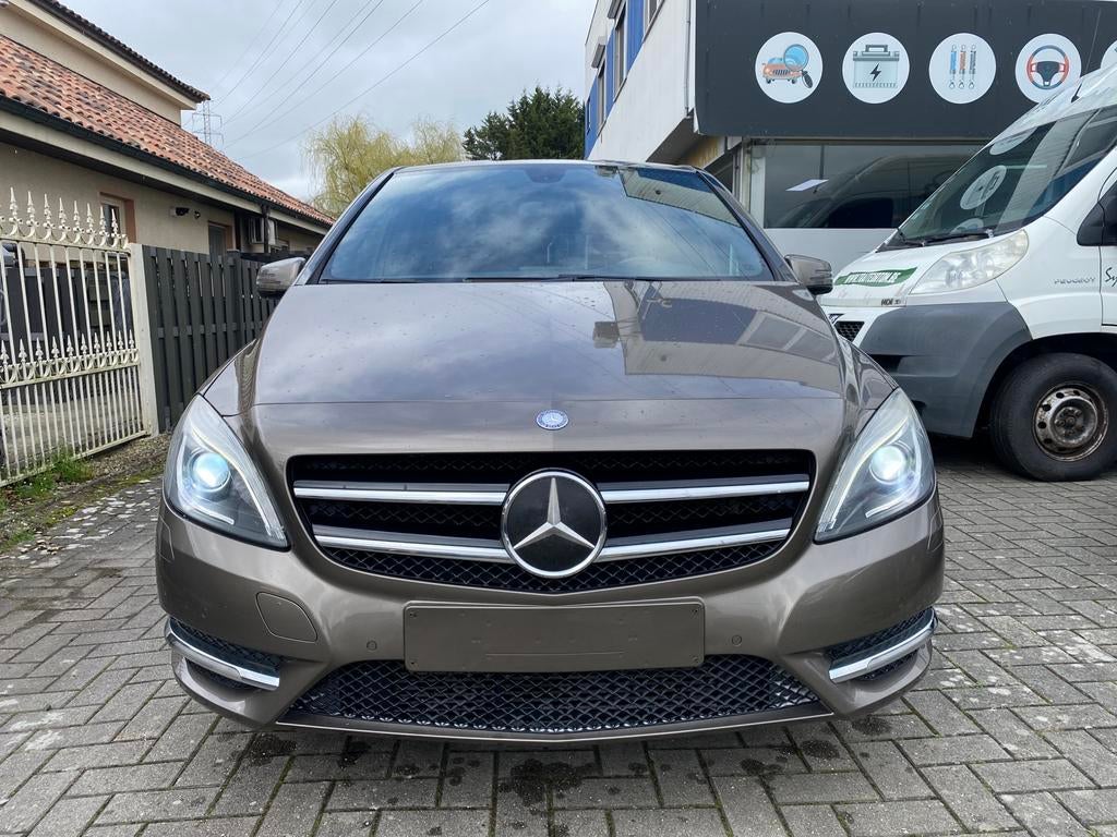 Mercedes-Benz B180 - ESSENCE - AIRCO - 184.000km - 2012, Autos, Cuir, Euro 5, Achat, Entreprise