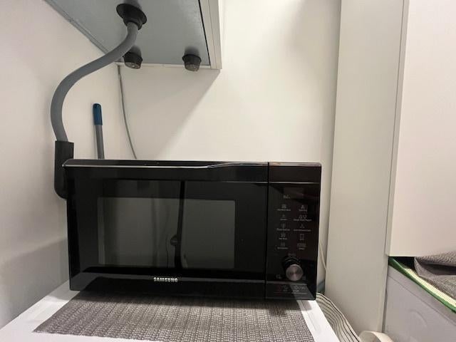 Micro-ondes combiné Samsung, Electroménager, Comme neuf, Enlèvement, À Poser, Plaque tournante