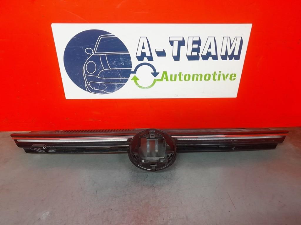 CALANDRE Volkswagen Golf VIII (CD1) (5H0853651AF041), Utilisé, Volkswagen