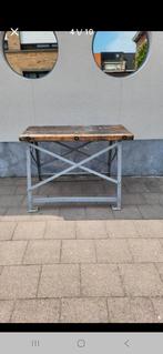 Prachtige werkbank/tafel met ijzeren poten, Doe-het-zelf en Bouw, Ophalen