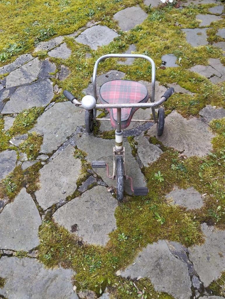 Tricycle vintage métal avec selle à motif écossaisCollection, Enlèvement