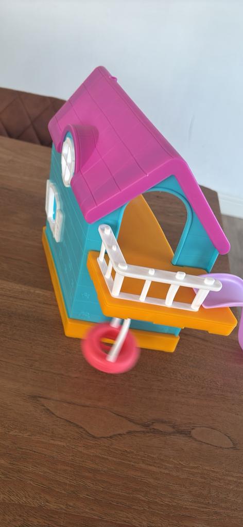 Maison de jeu Peppa avec toboggan et balançoire, Enlèvement, Comme neuf
