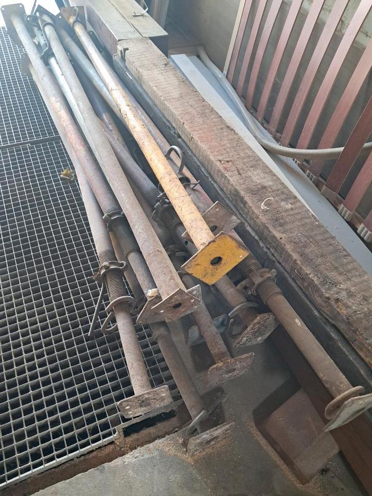 Tampons, entretoises,  11 pièces, 2 M <>3,60 M, Bricolage & Construction, Échafaudages, Comme neuf, Autres types, 2 à 5 mètres