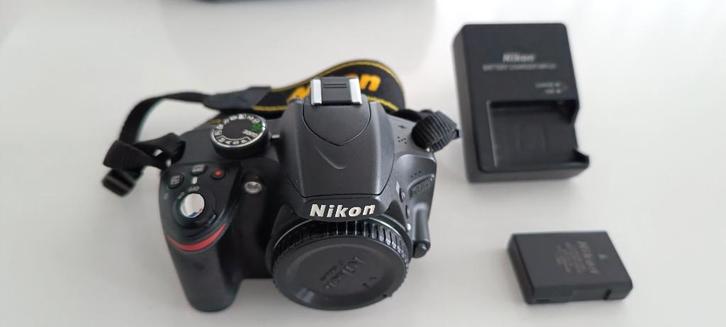 Nikon D3200 + tas (nieuwstaat), TV, Hi-fi & Vidéo, Appareils photo numériques, Comme neuf, Reflex miroir, Nikon, Enlèvement