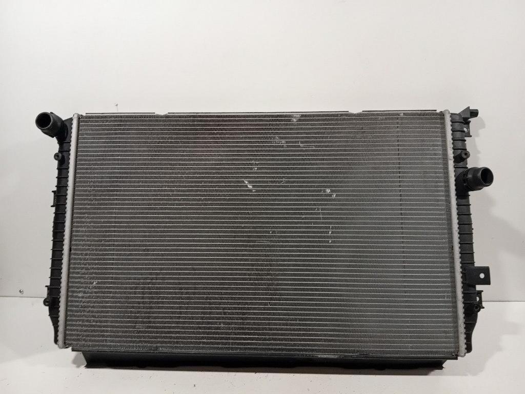 Radiateur Volkswagen Tiguan, Auto-onderdelen, Motor en Toebehoren, Volkswagen, Gebruikt, Herkomst onderdeel bekend, 12 maanden garantie