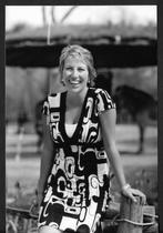 echte foto met handtekening achteraan Caroline Gennez, Verzamelen, Foto's en Prenten, Ophalen of Verzenden, Foto