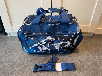 Reistas 50x26x32 (40 liter) beschikbaar voor biedingen