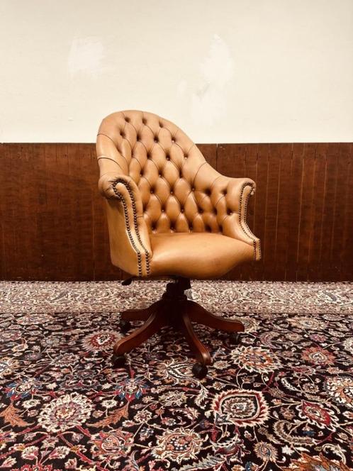 Engels Chesterfield Director Chair Bureaustoel, Antiek en Kunst, Antiek | Kantoor en Zakelijk, Ophalen of Verzenden