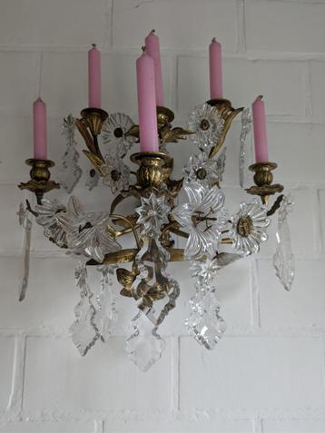 Applique beschikbaar voor biedingen