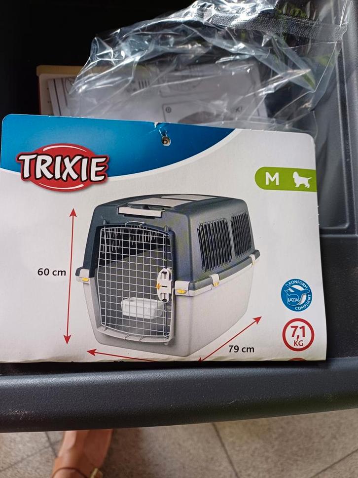 Caisse de transport pour chien Trixie, Animaux & Accessoires, Maisons pour chiens, Utilisé, Chenil chien, Moins de 65 cm, 75 à 110 cm