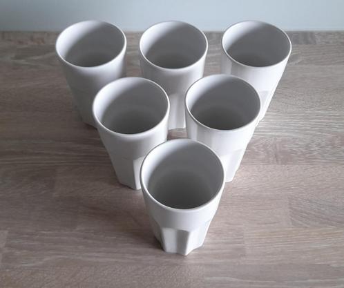 GOBELETS EN FAIENCE, Huis en Inrichting, Keuken | Servies, Nieuw, Ophalen