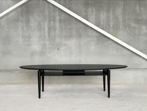 Scandinavische coffeetable, Antiek en Kunst, Antiek | Meubels | Tafels, Ophalen