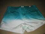 NIEUWE short maat 176, Kinderen en Baby's, Kinderkleding | Maat 176, Ophalen of Verzenden, Nieuw, Meisje, Broek