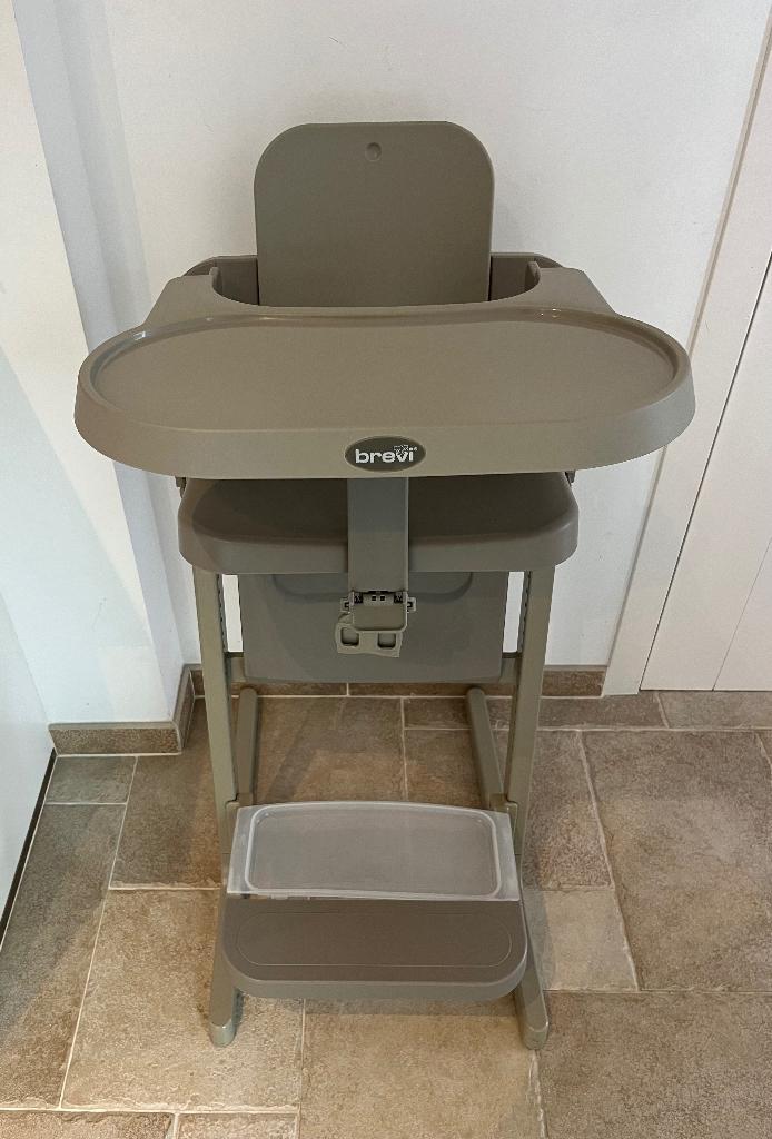 Verstelbare meegroei kindereetstoel - Brevi Slex Evo, Kinderen en Baby's, Kinderstoelen, Gebruikt, Meegroeistoel, Aanschuifbaar