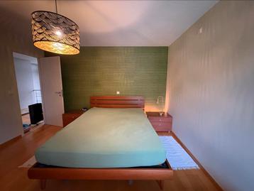 Dubbel bed en twee nachttafels - gebruikt, Enlèvement, Utilisé