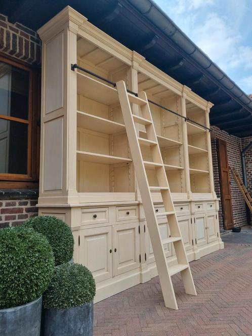 Eiken boekenkast/bibliotheekkast GRATIS LEVERING, Huis en Inrichting, Kasten | Boekenkasten, Zo goed als nieuw, Ophalen of Verzenden