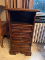 Houten kast met lades, Enlèvement