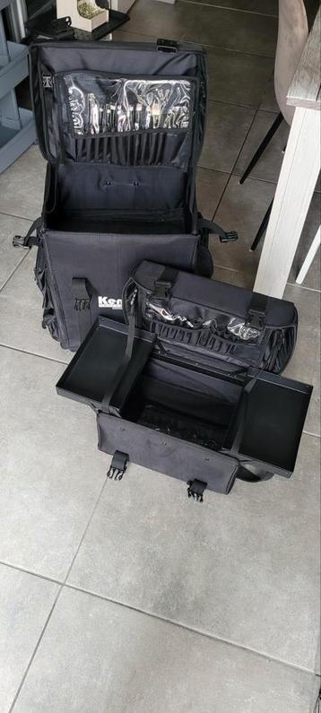KEMIERCosmetics Studio Makeup BeautyCase Professionnel beschikbaar voor biedingen