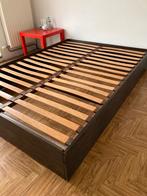 Stevig zelfgemaakt bed, vol hout, 140X200, Enlèvement, Utilisé