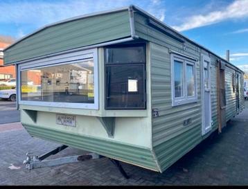 Ruime stacaravan (leeg)  - leuk voor elk project beschikbaar voor biedingen