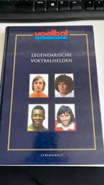 sportboek Legendarische voetbalhelden Pele Cruijf Maradona, Enlèvement ou Envoi