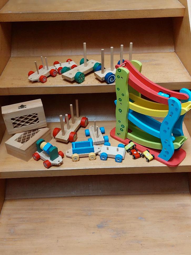 set de jouets de bois, Enfants & Bébés, Jouets | Jouets en bois, Comme neuf, Jouet à Rouler ou à Bascule, Enlèvement