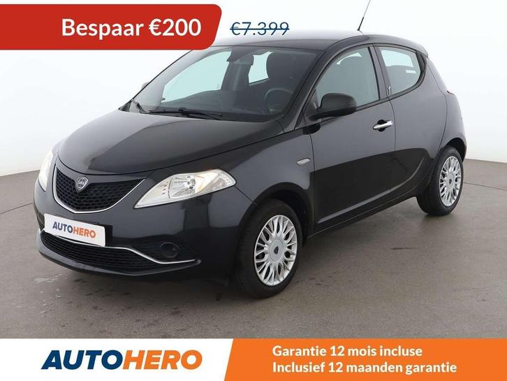 Lancia Ypsilon 1.2 Silver (bj 2016), Auto's, Lancia, Te koop, Ypsilon, ABS, Airbags, Airconditioning, Bluetooth, Boordcomputer