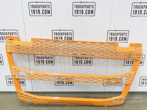 Volvo 84235714 Ondergrille FH5, Auto-onderdelen, Vrachtwagen-onderdelen, Volvo, Carrosserie en Plaatwerk, Gebruikt, Ophalen