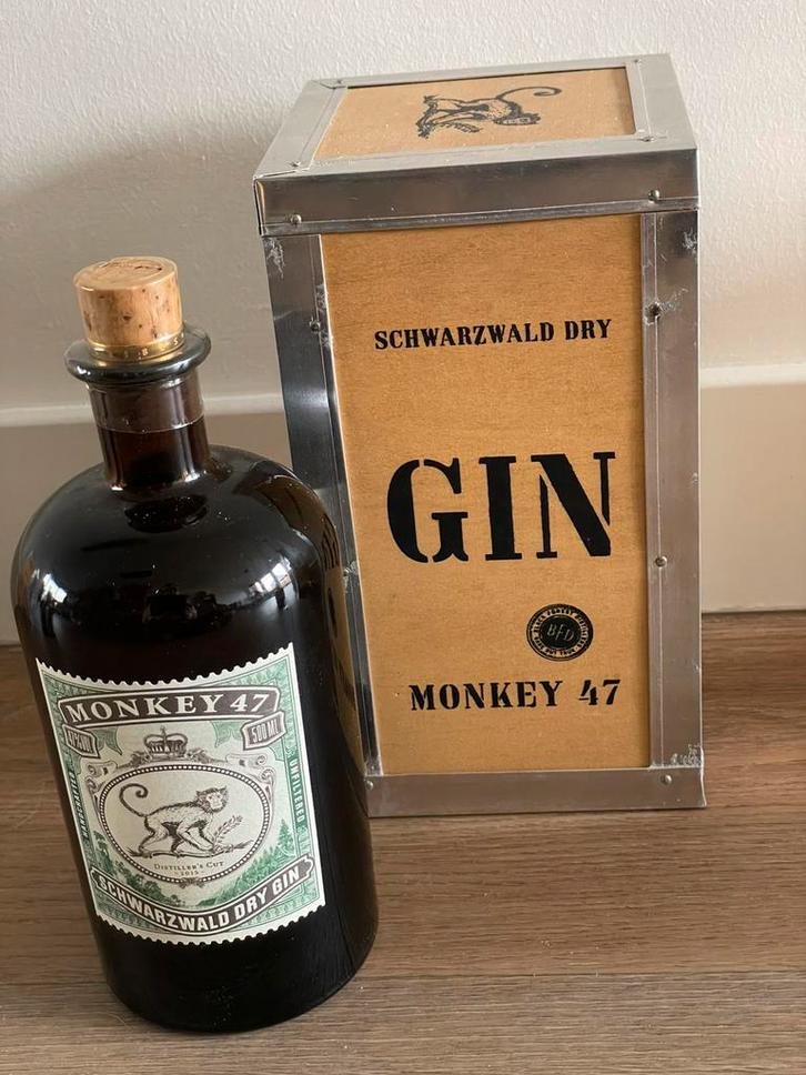 Monkey 47: 2015: voor meer info: zie beschrijving!, Verzamelen, Wijnen, Zo goed als nieuw, Ophalen