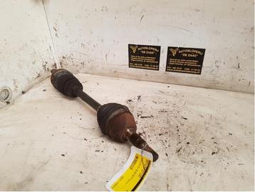 Aandrijfas links-voor van een Opel Astra beschikbaar voor biedingen