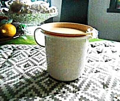 tupperware: pot à lait ... à crème .... à sauce., Maison & Meubles, Cuisine| Tupperware, Neuf, Récipient ou Bol, Crème, Enlèvement ou Envoi