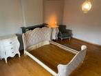 Frans Vintage Bedframe + 2 Nachtkastjes – Elegant & Uniek, Ophalen