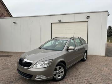 Skoda Octavia 1.6TDi 2011 145 000km Euro5 Climatisation disponible aux enchères